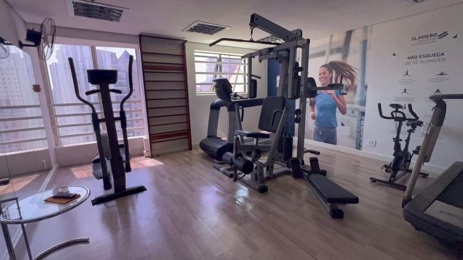 Flat Itaim Bibi Reformado C Ar Condicionado Uh2702 * São Paulo